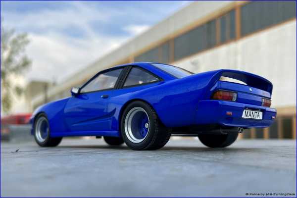 1:18 Opel Manta B Mattig WIDEBODY BLUE EDITION mit OVP